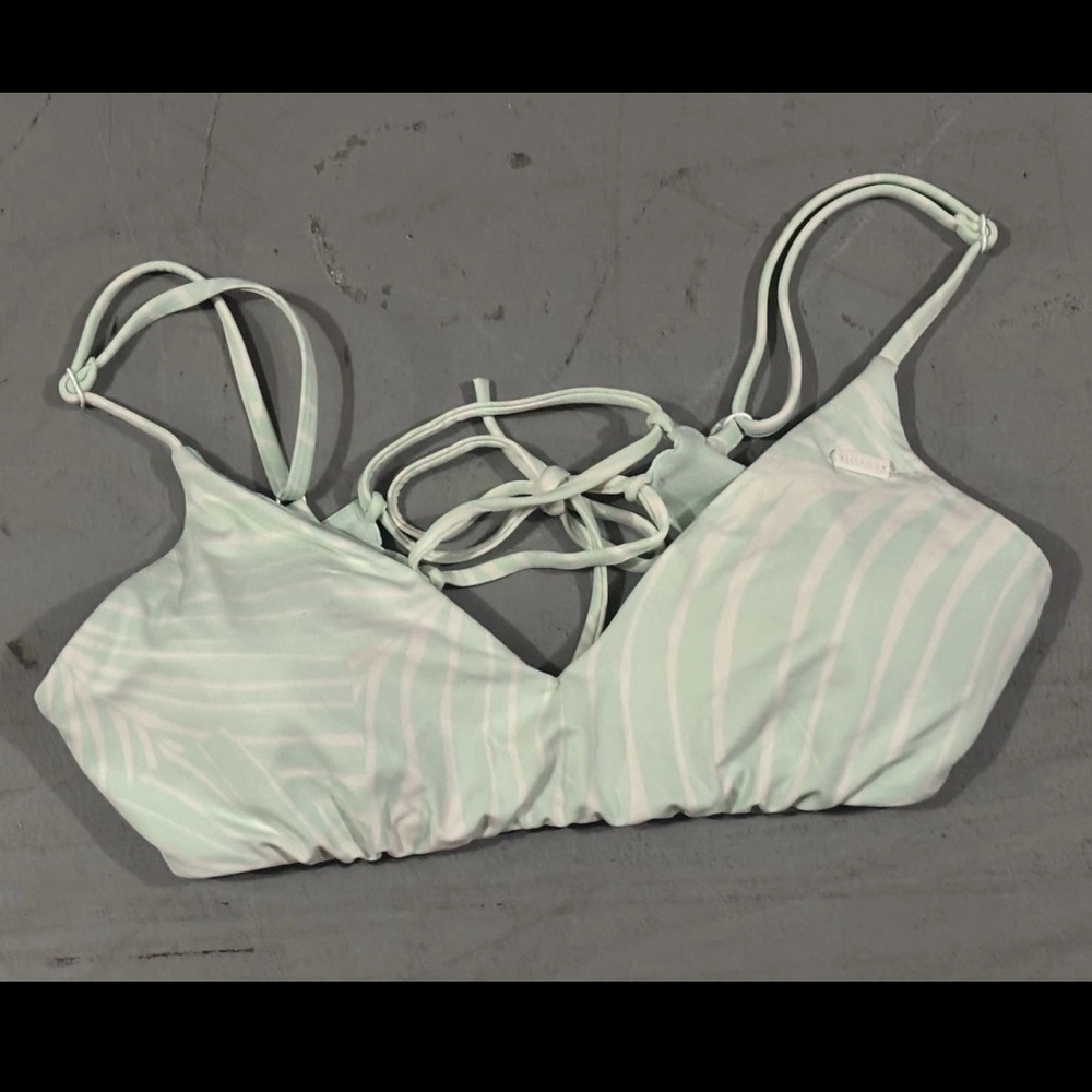 Roxy "Palm Tree Dreams" mint and white striped triangle bikini top Size Small